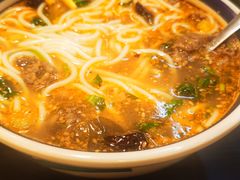 -云阿蛮云南生烫牛肉米线(奉贤路店)