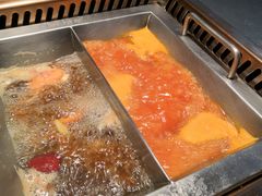 -老牌坊云南鱼豆花火锅(哈西万达店)