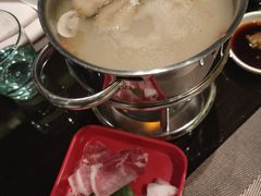 -大中华希尔顿酒店-念自助餐·嗨啤·小龙虾