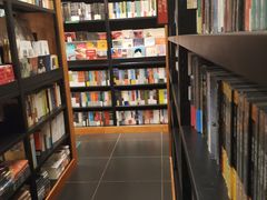 -西西弗书店&矢量咖啡(壹方购物中心店)