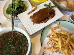 -贝勒爷·酥不腻烤鸭