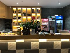 前台-五谷芳乳鸽王（大梅沙总店C区）(网红打卡店)