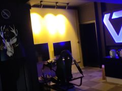 -VR间客漫虚拟现实体验馆(汉街店)