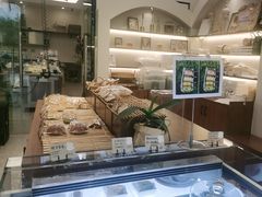 -小涵家蛋糕·咖啡(金山湖花园店)