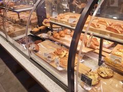 -巴黎贝甜(大宁国际商业广场店)