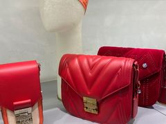-MCM(比斯特上海购物村店)