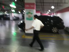 -联洋广场-停车场