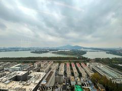 -湖景知味西餐厅•自助餐• 轻食(南京金茂威斯汀大酒店)