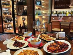 -肆海小川菜酒馆Wine Bistro (青年路店)