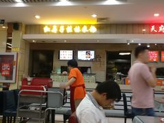 -红鼻子桂林米粉(金唐新光界店)
