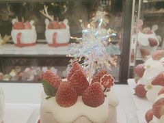 -花花卷卷·鲜食蛋糕(泉屋店)