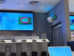 -喜茶(北京华贸购物中心店)