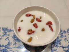 酸奶-东方饺子王(工农大路店)
