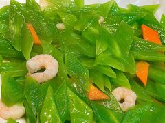 -老码头黑皮肘子锅包肉熏酱水饺(文政街店)