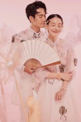 -雪中彩影婚纱摄影·微光艺术中心