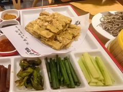 -肘子酥·天津菜·特色捞面(德云社店)