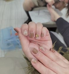 -雅洁美甲美睫