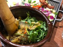 烧椒擂茄子-老滇山寨•云南特色菜•地方菜•民族风情歌舞表演(金碧店)