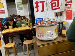 -覃肥叔桂林米粉(粮道街店)