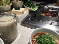 -海底捞火锅鲜切牛肉主题店(长寿路店)