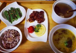 点击看大图 -卓玥国际月子会所(罗山路店)
