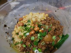 -犟一碗双椒鸡面(得意世界店)