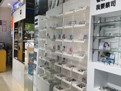 -诺柯视眼镜-蔡司依视路官方工厂店(淞南一店)