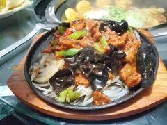 -人民公社铁锅炖·东北菜(卫国道店)