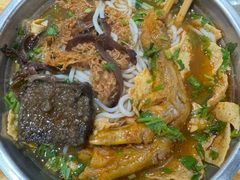 -柳州肥姨妈大骨螺蛳粉(曹路店)