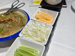 -煜丰汴京烤鸭(福彩路店)