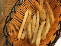 -汽车博物馆主题餐厅