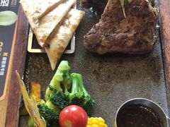 -豪客来牛排(人民东路店)