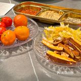 咩咩烤羊腿 | 记得早点来排队哦[糖果]