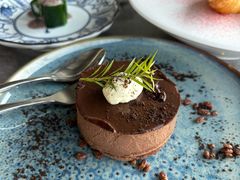 -Hi City·城市之巅