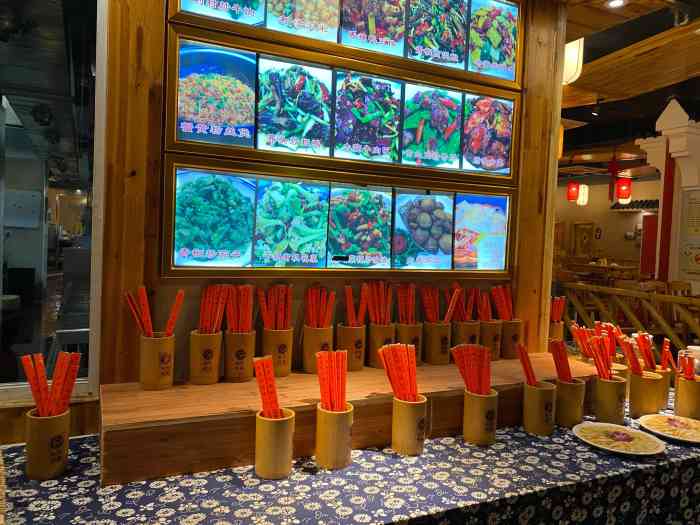 绝味虾霸(赣县店)-"比起赣州的绝味虾霸还是有点差距的,在这个.