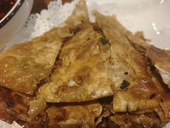 老兰家特色牛肉馅饼-老兰家传统烧烤炒菜泡馍(小南门店)