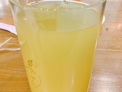 菠萝百香果茶-猫小院猫主题餐厅(三里屯店)