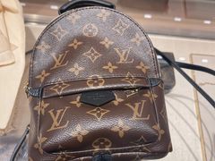 -LV路易威登(德基广场店)