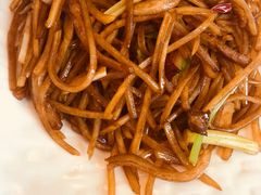 芹菜肉丝土豆丝-金蝉食府(维吉奥广场店)