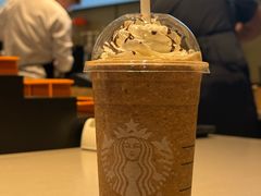 -星巴克臻选(上海中环广场2F店)