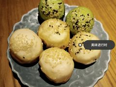 爱经典三拼-鑫震源·苏式大虾生煎(山塘街店)