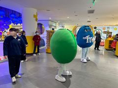 -m豆巧克力世界(上海世茂广场店)