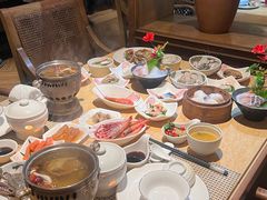 -雍和会海鲜姿造自助(湖东路店)