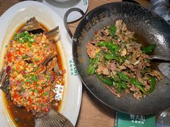 -费大厨辣椒炒肉(万家丽一店)