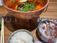 -成都你六姐·牛肉冒菜(信泰中心商场店)