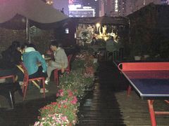 -拖板鞋咖啡旅行酒店(春熙路地铁站店)