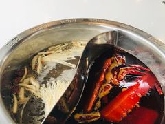 鸳鸯锅底-憨铁匠老火锅(龙岗万科里店)