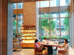 大堂-星巴克臻选(杭州嘉里中心1F店)