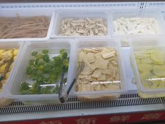 -好吃鬼高原牦牛杂火锅(古尔沟分店)