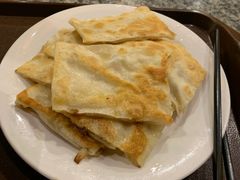 蜜汁菠萝飞饼-小街天府